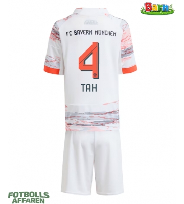 Bayern Munich Jonathan Tah #4 Bortaställ Barn 2025-26 Kortärmad (+ Korta byxor)